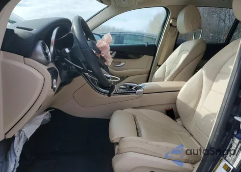 2018 Mercedes-Benz Glc 300 4Matic z USA, uszkodzony, nr VIN WDC0G4KB3JV070818